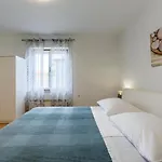 Apartment Klarin Zadar