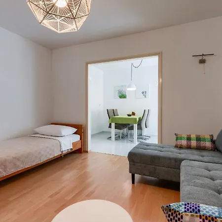 Klarin Apartment